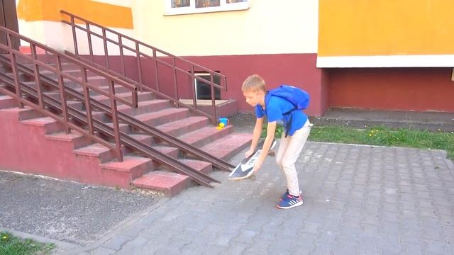 СОФИЯ УШЛА В ПОХОД. САША ЗА НЕЙ. СОФУНЬЯ ШАЛУНЬЯ. смотреть онлайн