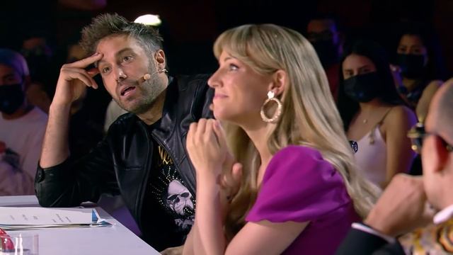 Este mago VIAJA EN EL TIEMPO con EDURNE y RISTO | Audiciones 6 | Got Talent España 7 (2021) смотреть онлайн