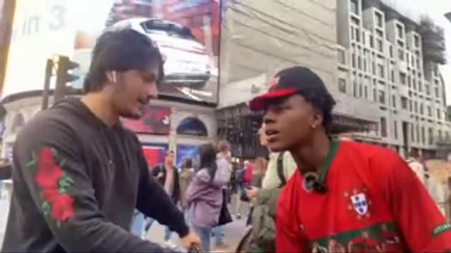 iShowSpeed Learns UK SLANG....😭 смотреть онлайн