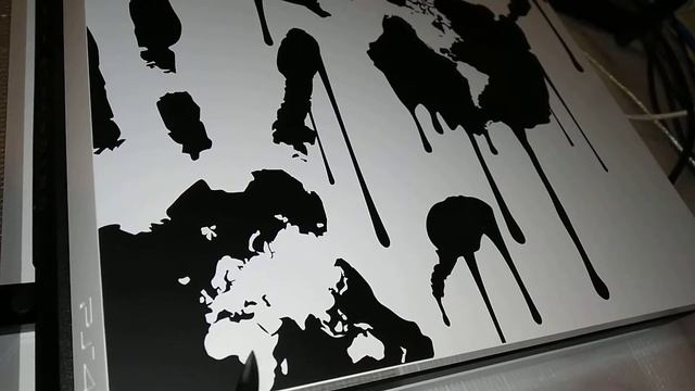 ЗНАЧЕНИЕ ОТПЕЧАТКОВ ЛАДОНЕЙ ИЗ DEATH STRANDING НА КОНСОЛИ PS4 Pro