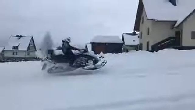 Ski doo BRP 550f смотреть онлайн