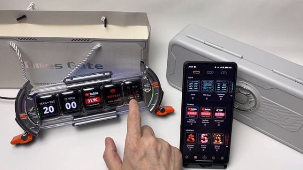 Divoom Times Gate Pixel Art крутой информационный гаджет который будет радовать вас каждый день.