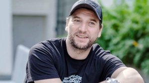 ТОЛЬКО ПОСМОТРИТЕ! Как выглядят жена и дочь Александра Устюгова звезды сериала «Рикошет»?