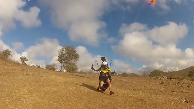 Moreno in take off, EN-D proto, Sky Country смотреть онлайн