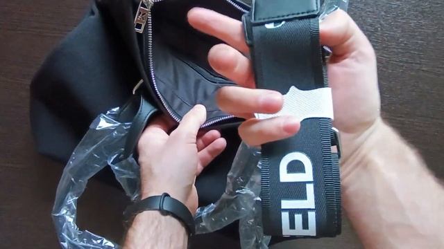Распаковка шоппера Karl Lagerfeld смотреть онлайн