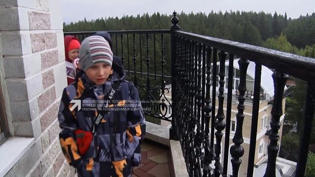 В честь праздника Дня защиты детей второклассники школы №4 посетили достопримечательности города смотреть онлайн
