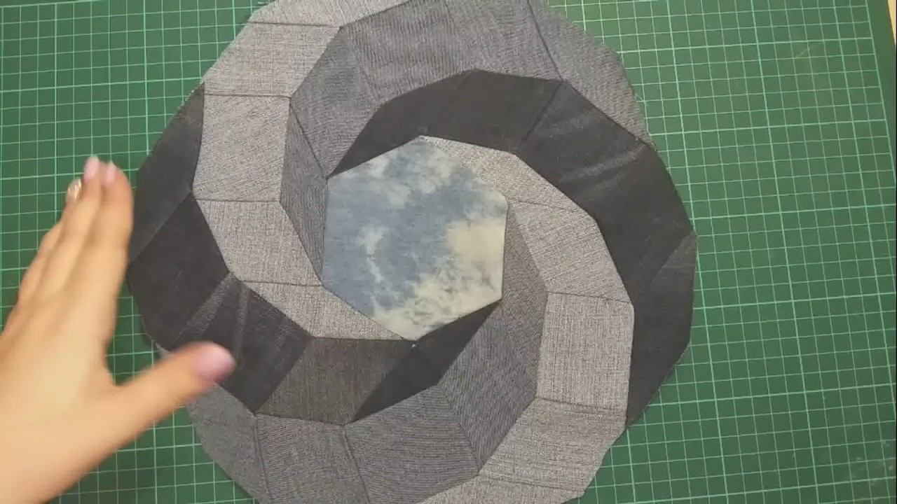 Новая 3д схема из остатков джинсов #diy#patchwork#лоскутноешитье