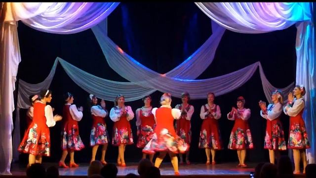 Танцевальный коллектив "Отражение" - Четыре двора смотреть онлайн