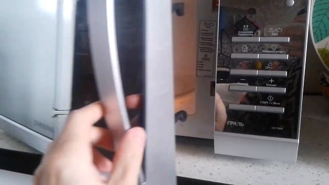 Видео: Как открыть и закрыть микроволновку Samsung? смотреть онлайн