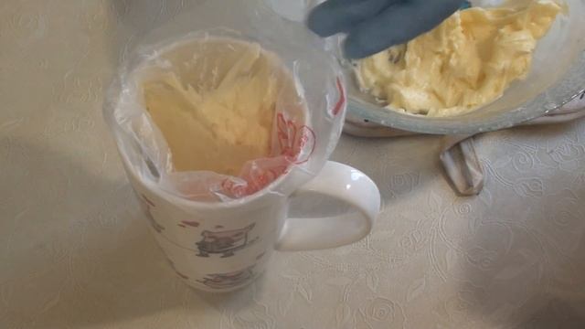 Простой и вкусный крем Шарлотт и шоколадная глазурь для эклеров своими руками в домашних условиях смотреть онлайн