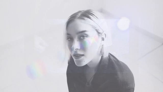 "Мадам, уже падают листья..." смотреть онлайн