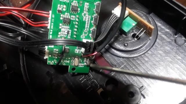 CAIXA DE SOM CH-V4201, NUNCA MAIS TROQUE CONECTOR смотреть онлайн