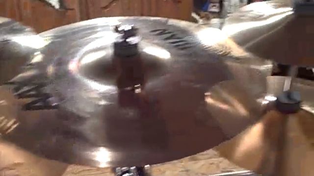Monster Drum Kit Walk Around смотреть онлайн