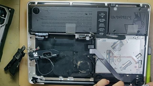 Macbook Pro 13 inch A1278 2012 speaker replacement смотреть онлайн