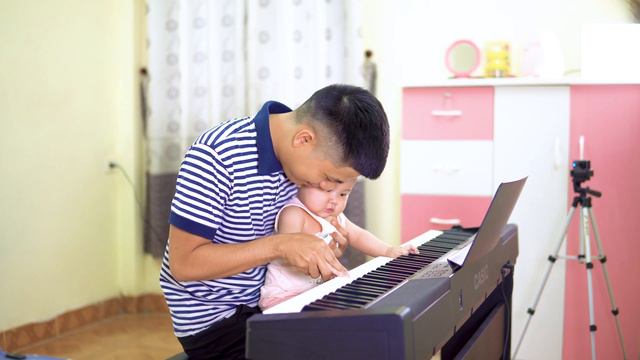 Bắp Lần Đầu Làm Quen Với Đàn Piano Casio CDP-200R [19/05/2019] смотреть онлайн