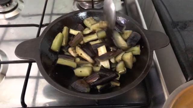 Live Cooking || Simple Lunch || Tomato Pulisseri & Brinjal Thoran || Nishi’s Kitchen смотреть онлайн