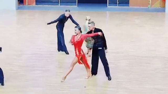 Efanin Artem - Efanina Anna Кубок Европы по латина смотреть онлайн