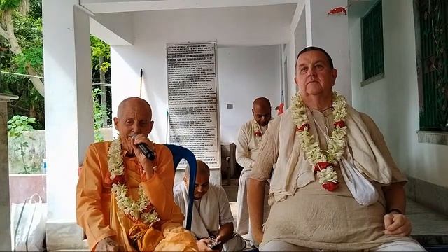 ISKCON Mayapur 2023.11.18. Навадвипа мандала парикрама самадхи Джаганнатх дас бабаджи. Катха.