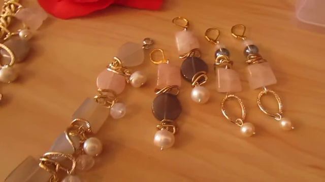 Нежное цветосочетание в украшениях от Ксении смотреть онлайн