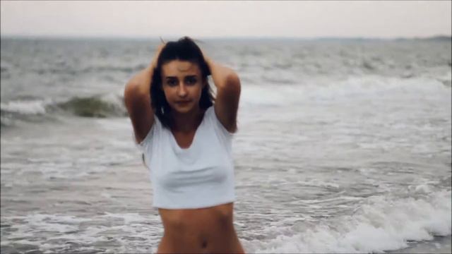 Я расскажу тебе о море в сентябре смотреть онлайн