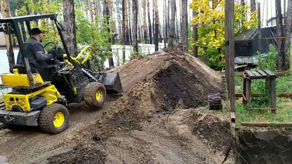 Реальная работа Helper 300 Pro. Неоценимая помощь в строительстве! 2-3 Камаза земли! 15 тонн кирпича