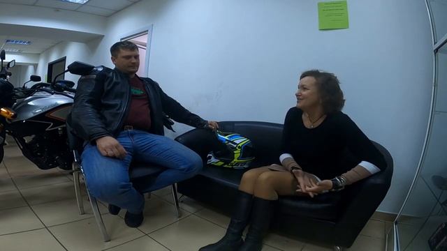 "Байкер Без Шлема" Жена байкера! смотреть онлайн