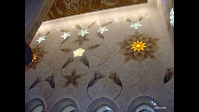 Мечеть шейха Зайда в Абу-Даби - Scheich-Zayid-Moschee смотреть онлайн