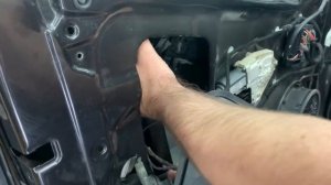 AUDI A4 B8 Ремонт замка водительской двери