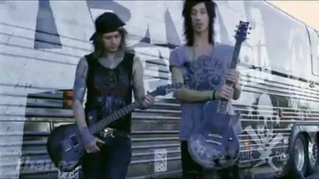 Ibanez CLM1 смотреть онлайн