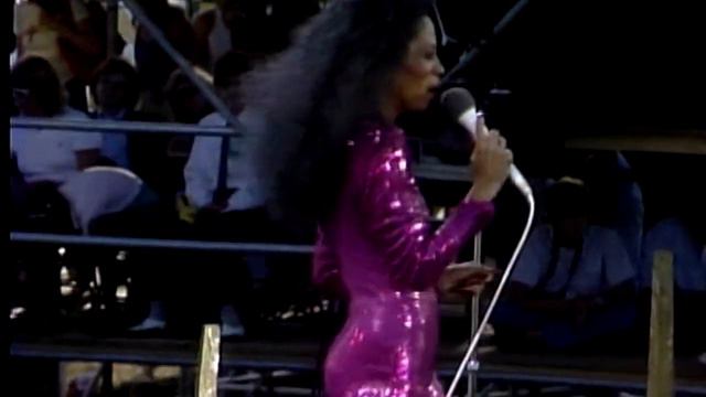 Diana Ross - Mirror Mirror (Live from Central Park '83) смотреть онлайн