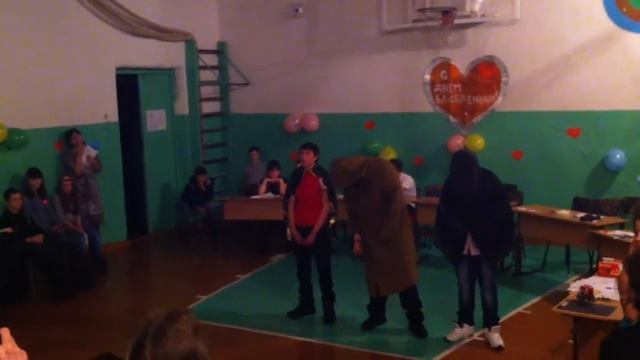 Прикол!!! 9 "Б" класс. Березиковская школа. смотреть онлайн