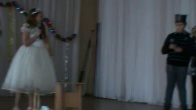 сценка 5 б класса.wmv смотреть онлайн