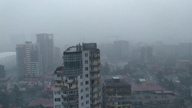 27.07.21 На Батуми обрушился циклон ⛈️ смотреть онлайн