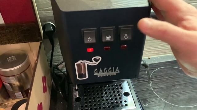 Очистка gaggia classic pro от накипи и не только!! /Descaling the gaggia classic pro and more! смотреть онлайн