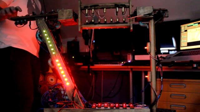 Laser Harp "Harbinger" For Friends смотреть онлайн