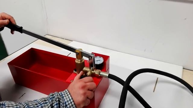 100 bar Pressure Testing Pump смотреть онлайн