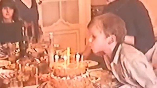 это я 16 лет назад.. 😳 реакция на видео с детства