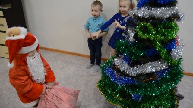 Дед Мороз и дети смотреть онлайн