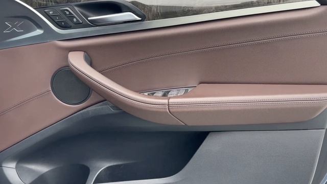 BMW X3 20d M SPORT ? Праворульный немец из Японии