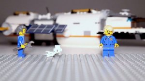 Lego City 60227 Lunar Space Station Speed Build