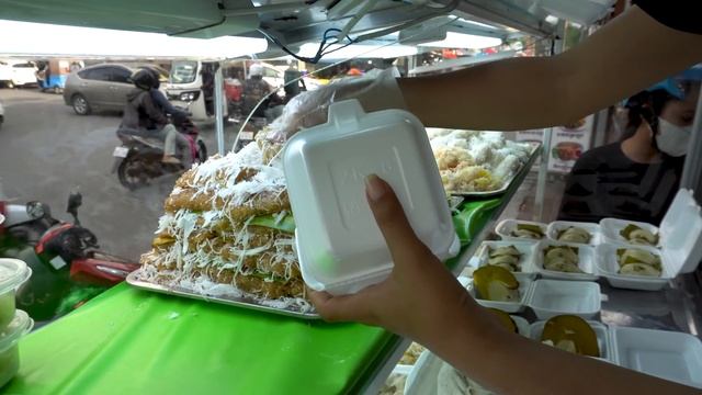 Popular street food, fast cooking VS nonstop orders, Cambodian street food, Tuol Tumpoung Phnom Pen смотреть онлайн