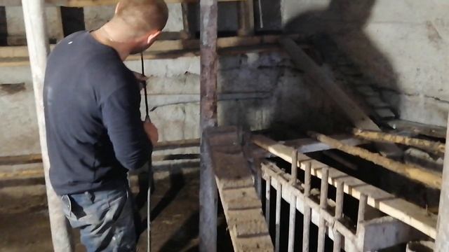 Обработка курятника известью. смотреть онлайн