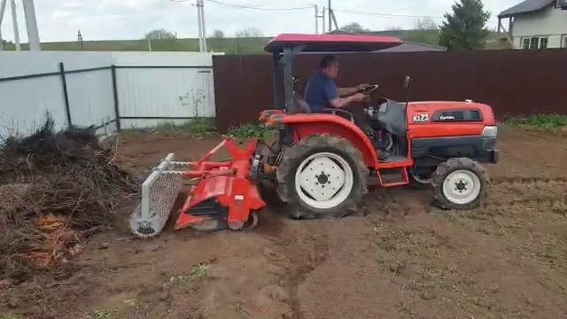 12 мая 2023 г. фрезеровка почвы минитрактор кубота смотреть онлайн