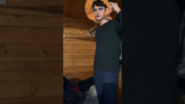 «Бабы бьют мужиков» смотреть онлайн