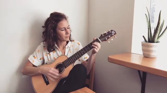 Sound Smith Guitalele SSG-03 смотреть онлайн