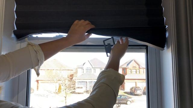 SCHOTTIS Blackout pleated blind, dark gray / Ikea Blackout pleated blinds 1 YEAR REVIEW смотреть онлайн