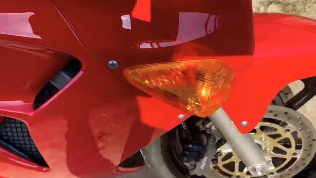 Honda VFR 800 FI из Европы (холодный запуск ) смотреть онлайн