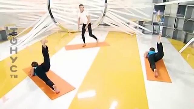 Йога для начинающих Урок 03 Асаны для живота смотреть онлайн