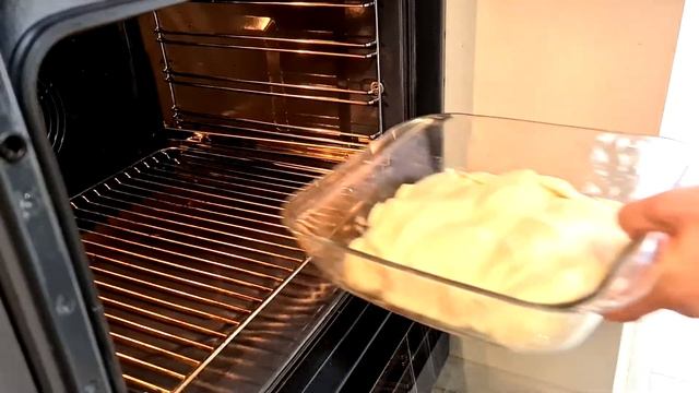 Быстрый яблочный пирог! ЭТО ОЧЕНЬ ВКУСНО! / ПРОСТОЙ рецепт вкусного пирога смотреть онлайн