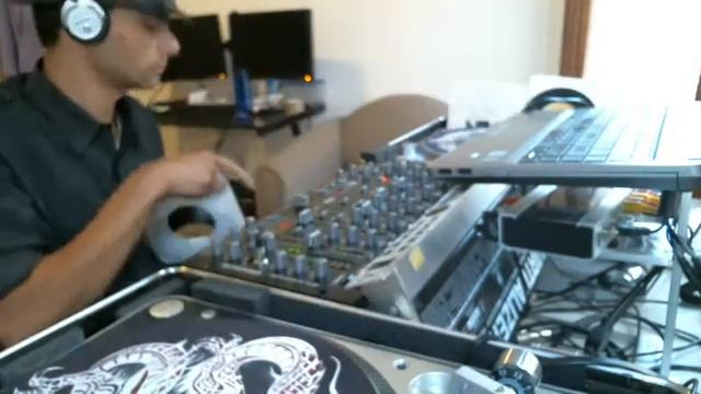 Easy Flow Riddim Mix (you remind me of what I used to be) Skatta & Alkatraz 2010 смотреть онлайн